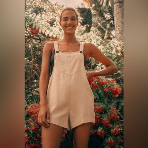 Lulu’s Linen Blend Short Overall M